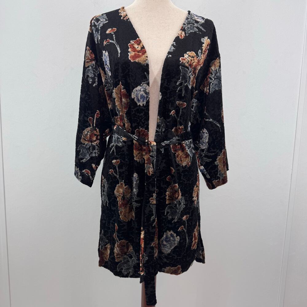 Monteau Los Angeles Floral Velvet Kimono Robe Black XL Whimsigoth Romantic